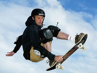 Tony Hawk Biography, Pictures and Facts