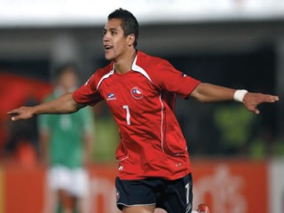 alexis snchez sanchez biography chile bio last birth