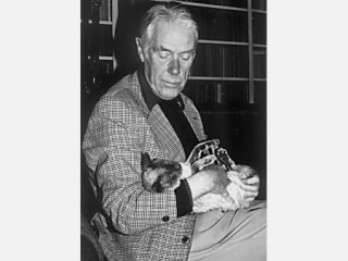 Anthony powell designer picture