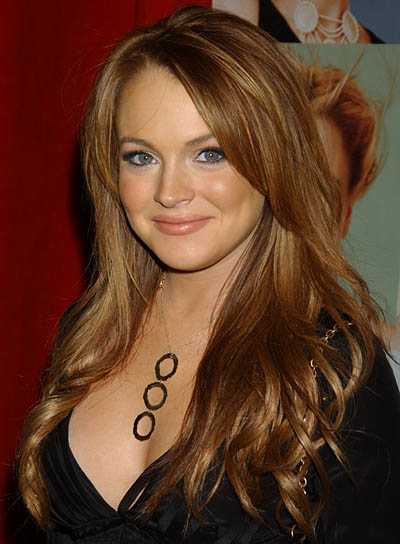 Lindsay Lohan biography, birth date, birth place and pictures