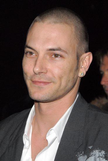 Kevin Federline biography, birth date, birth place and ...
