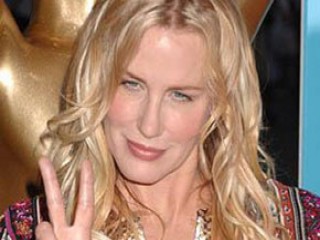 2019 year - Daryl Hannah arrested in front of White House 2019 year