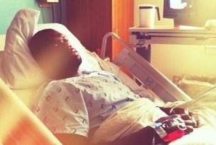 50 Cent tweets pictures from a hospital bed, reportedly prepares for surgery 50 Cent tweets pictures from a hospital bed, reportedly prepares for surgery