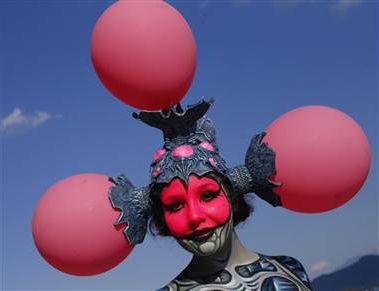 See the amazing pics at Austria\'s 15th Worldwide Bodypainting Festival biography