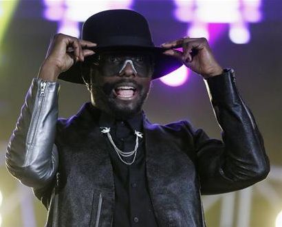 Pharrell takes rapper will.i.am to court Pharrell takes rapper will.i.am to court