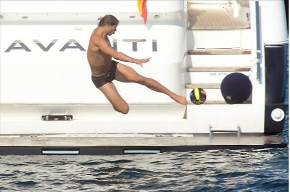 Rafael Nadal enjoys vacation in Mallorca