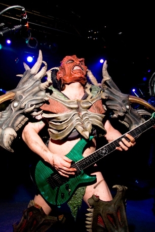 GWAR guitarist Cory Smoot found dead in band\'s bus GWAR guitarist Cory Smoot found dead in band\'s bus