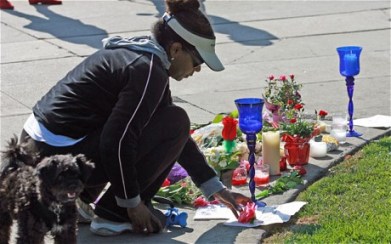 Sir Paul McCartney arrived at Whitney Houston\'s memorial in Los Angeles