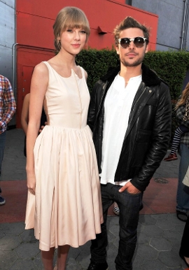 Taylor Swift looks vintage while attending \'The Lorax\' premiere in Hollywood Taylor Swift looks vintage while attending \'The Lorax\' premiere in Hollywood