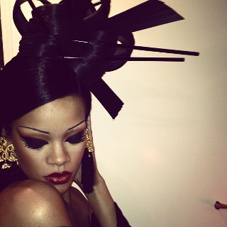 Pop princess Rihanna shares pictures from the video set of Princess of China
